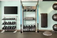 Tru by Hilton Martinsburg - Gym
