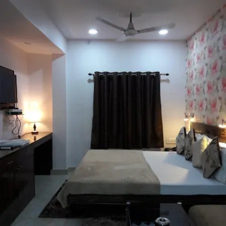 Kanha Inn