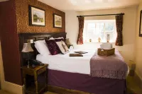 The Crown at Marnhull Hotel a Hazelbury Bryan