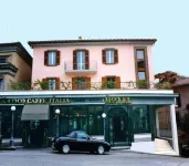 Hotel Italia & Lombardi Hotel dekat Cinema Multisala Gallery