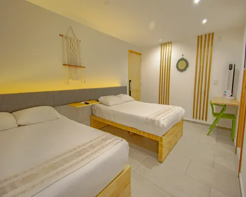 كابيتال أو هوتل تيرازا 158 Hotels near أنزوريس