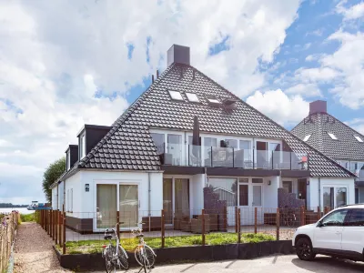Apartment Near Sneekermeer Water Sports Hotels in 