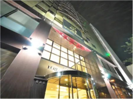 札幌環球景觀飯店（原 札幌皇家住宿飯店）