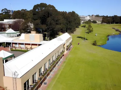 Lakeside Hotel and Conference Centre Hotels in Pymble