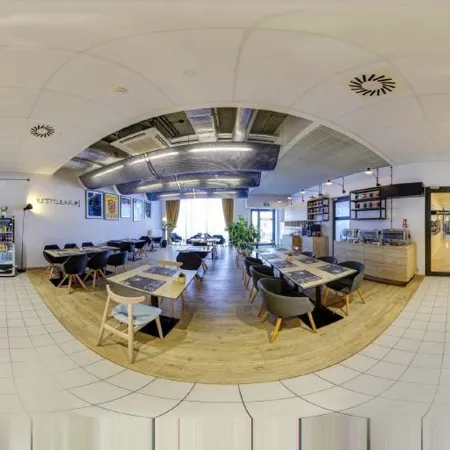 Arche Hotel Poloneza Отели рядом с достопримечательностью «Музей плакатов»