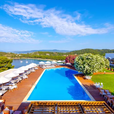 Skiathos Palace Hotel Hotel dekat Pantai Mandraki