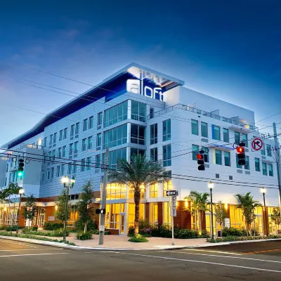 Aloft Delray Beach Hotels near Delray Square Shopping Center