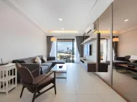 Seaview 3Bedroom Family Suite for 8p with Balcony Hotels in Tanjung Tokong