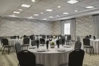 Homewood Suites by Hilton Anchorage - breakfast