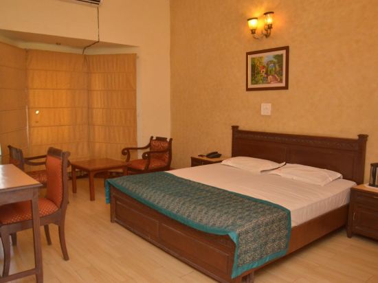 Mountain Quail Tourist Resort