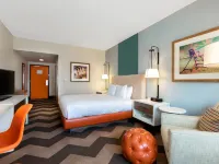 دبل تري باي هيلتون هوتل جالفيستون بيتش Hotels near شاطئ إيست بيتش (East Beach)