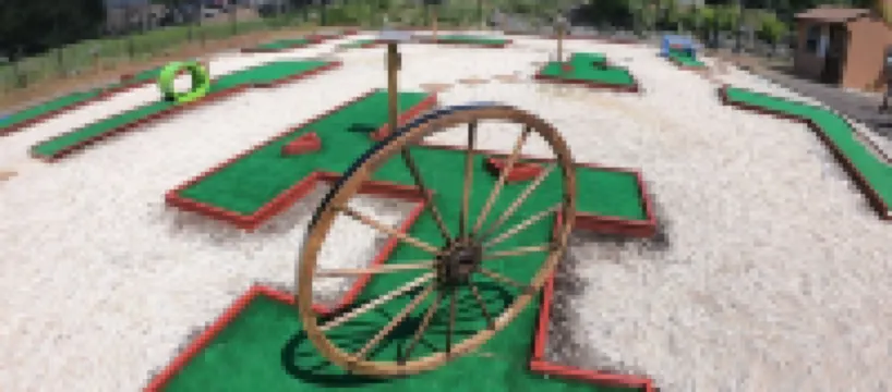 Beautiful 3 bedroom updated home in the gated community, The Hideout Hotels in Lake Ariel