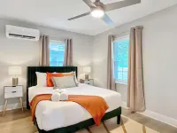 The St. Murray: Cute Themed 2 Bedroom 9 Mins from Downtown Charleston