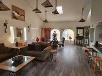 Serenity On Cross Hill Hotels in Menifee