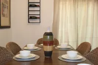 [Duplex] Casa Maria Bonita - Luxury 3-bedroom rental with AC, WiFi in McDonough