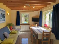 15' from beaches, Perros-Guirec, Tréguier and Lannion, ideally located.