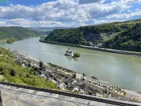 Gemütliche Fewo, Ruhige Lage Direkt Über dem Rheintal Gegenüber der Loreley
