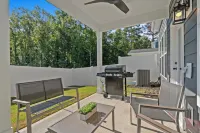 Brand New 5BR Townhome – Modern Comfort Near Clemson University! - 3 estrellas