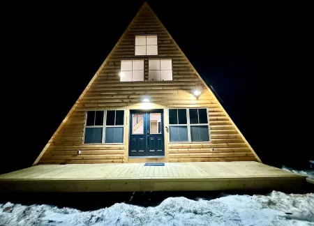 Welcome to Three Points Cabin at White Lake Отели в г. Тамворт