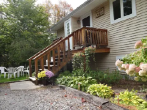 Beautiful Apartment In Town In Quiet Neighborhood