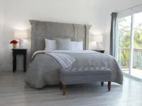 The Kayakers Retreat, Waterfront,King Bed w/Waterviews, Kayaks & bikes Included