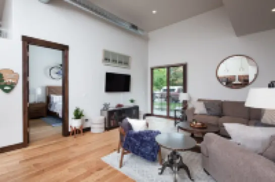 Luxe, Large, Stylish Glacier NP Condo! Best Location, Ski Availabilities!