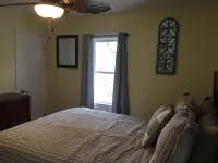 A Piece of Paradise in the Northeast Kingdom Отели в г. Орлеанс