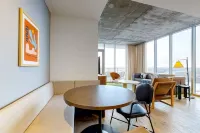 Austin Downtown Condo - 1BR Lakeview 23rd-floor
