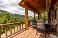 Tom's Big Sky Cabin - Close to the Gallatin River, hiking, and Yellowstone!