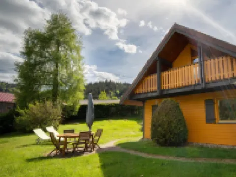 Quiet, Chalet "Le Pin" 3 CléVacances - 2 Bedrooms-Fireplace-Wifi -