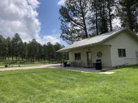 Heart of the Black Hills, Bordering National Forest, Fresh Air & Bright Stars!!