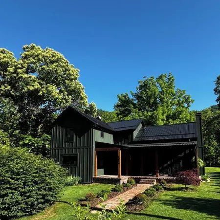 Charming cozy RIVERFRONT cottage on the Piney River. A little slice of heaven!