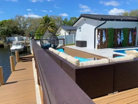 Waterfront Fort Lauderdale House with Heated-pool -  3 Bedrooms 1.5 bathrooms