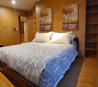 Cozy 2 bedroom house/w garage in Skokie Hotels in der Nähe von Illinois Holocaust Museum