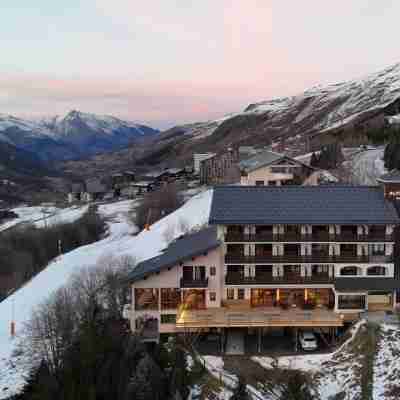 Alpeen Hotel Hotel Exterior