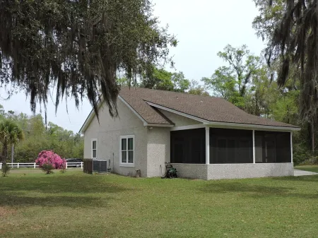 Harris Neck National Wildlife Refuge Cabin - Suite A