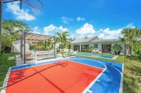 Luhos House 5BR  Heated Pool Basketball Pool table