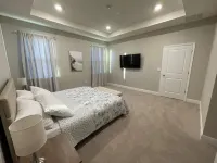 BRAND NEW 2100 SQFT BUNGALOW IN APOLLO BEACH Hotels in Apollo Beach