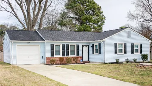 Look no further! Beautiful 4 Bed 2 Bath Ranch in Hampton, VA.