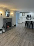 4Bed w/Heated Pool, mins to Beach & Gunstock Mtn