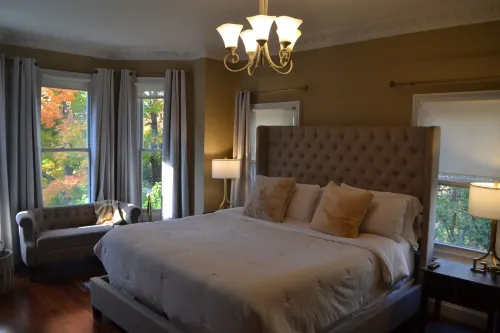 Historic Italianate Victorian in the Heart of Town