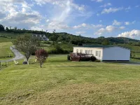 ① Pets OK ② 55" HDTV ③ 5min to Blue Rid ③ Fire Pit