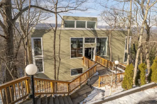 Bryce Resort Retreat in Shenandoah w/ Amazing Views