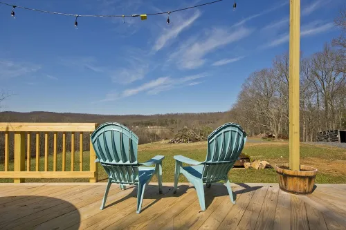 Large Glamper w/ Hot Tub and full bathroom-sleep 6