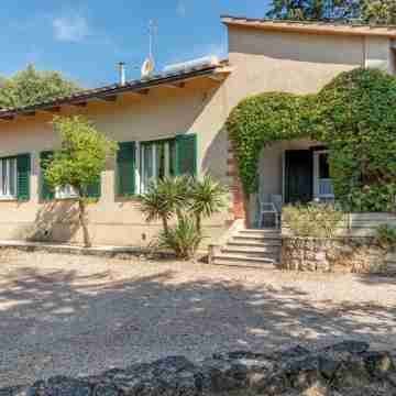 Independent villa with swimming pool and garden immersed in the Tuscan hills Hotel Exterior