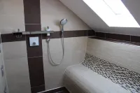 Deluxe apartment - with 140 sqm & with roof terrace & private garden