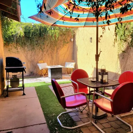 Stylish Southwestern Condo for your spring training & ASU headquarters.