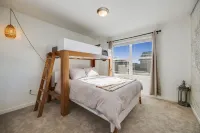 Best Mountain View home right next to Blue Arena, Centerra, MCR, Embassy Suites Hotels near Christopher & Banks