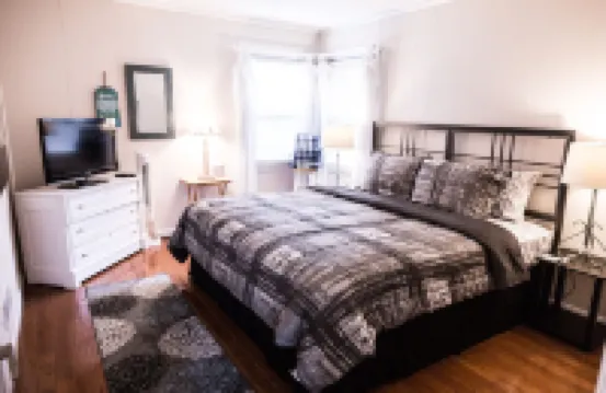 Rockcastle Lakeside Retreat