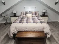 Guest house walking distance from historic downtown Littleton